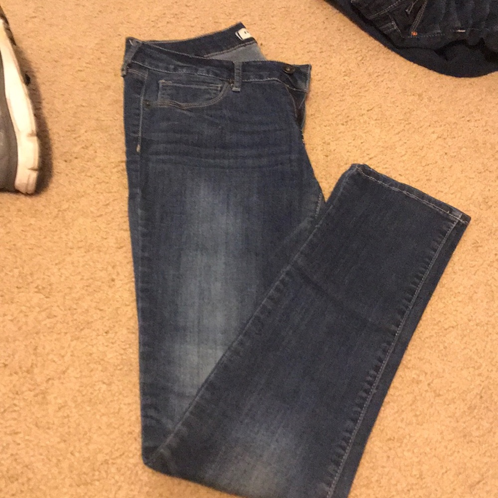 Women’s skinny jeans